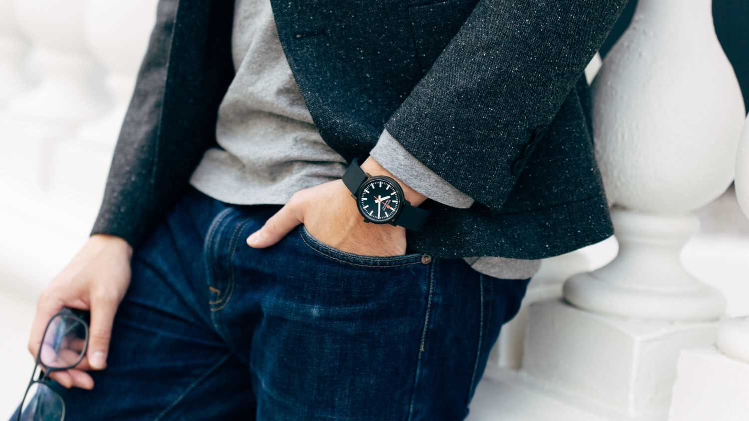 Historical Evolution of Dark Timepieces